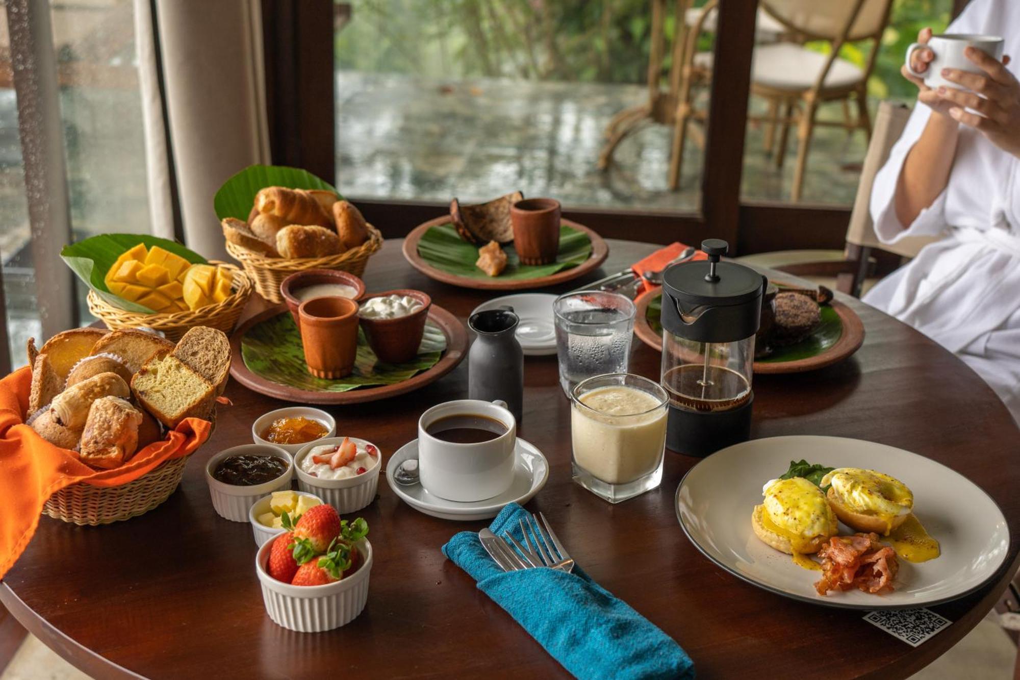Aarunya Nature Resort - Kandy Eksteriør bilde