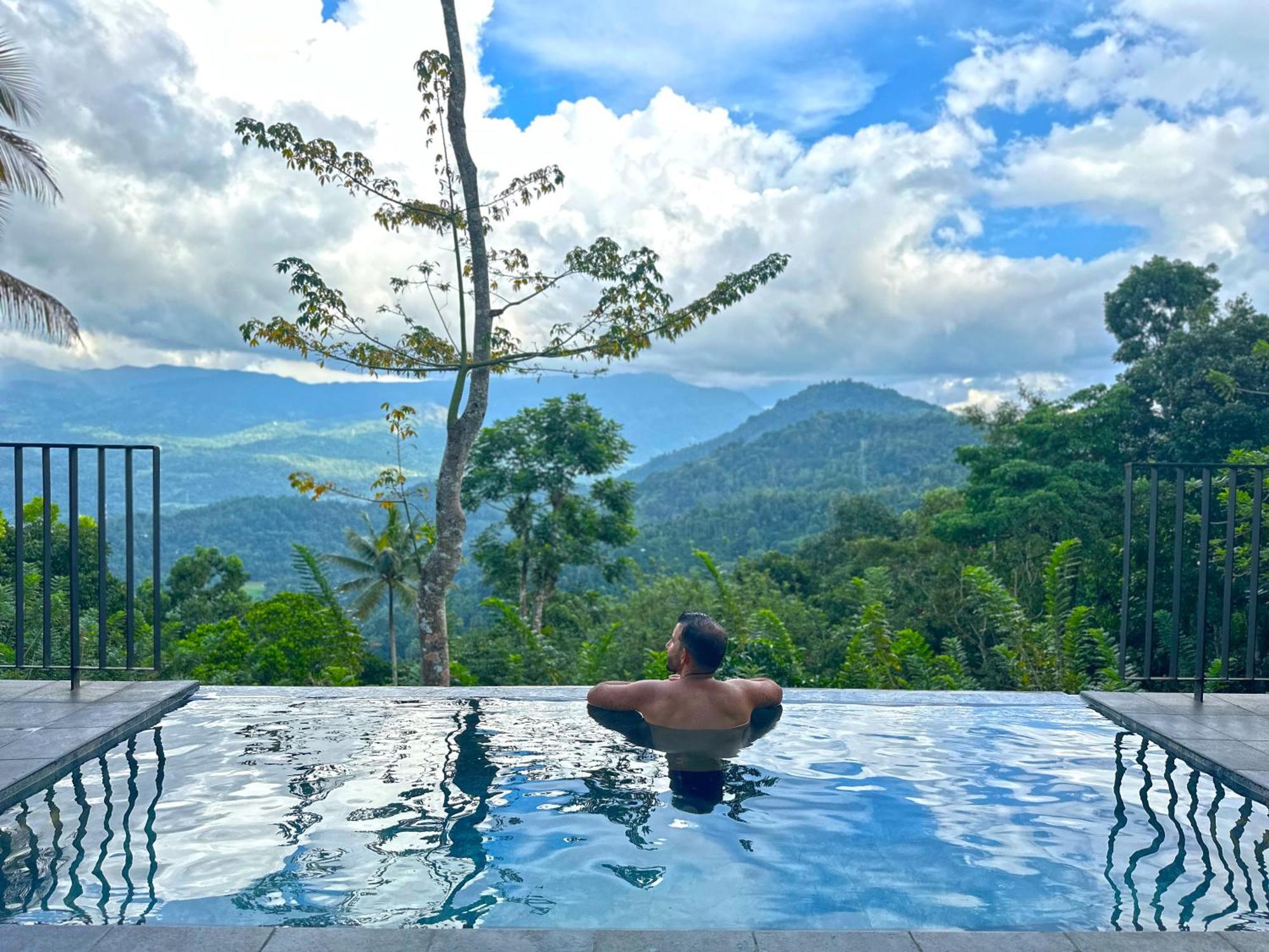 Aarunya Nature Resort - Kandy Eksteriør bilde